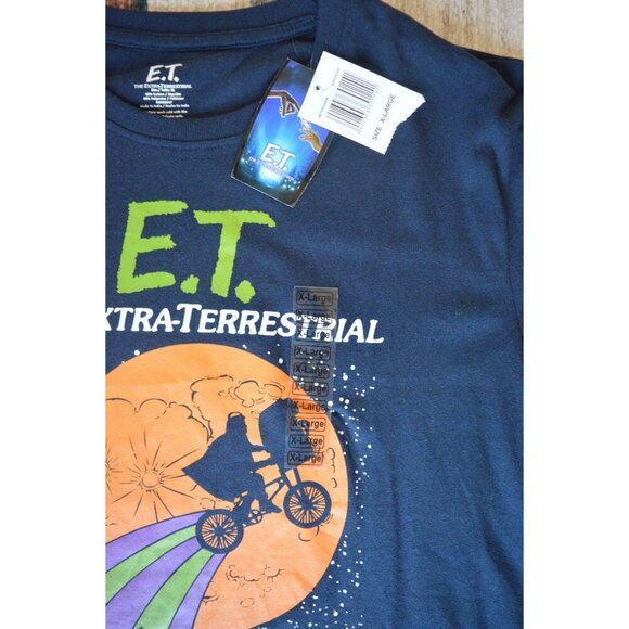 NWT E.T. The Extra-Terrestrial Graphic T-Shirt Men X-Large Navy Orange Purple - Picture 3 of 6